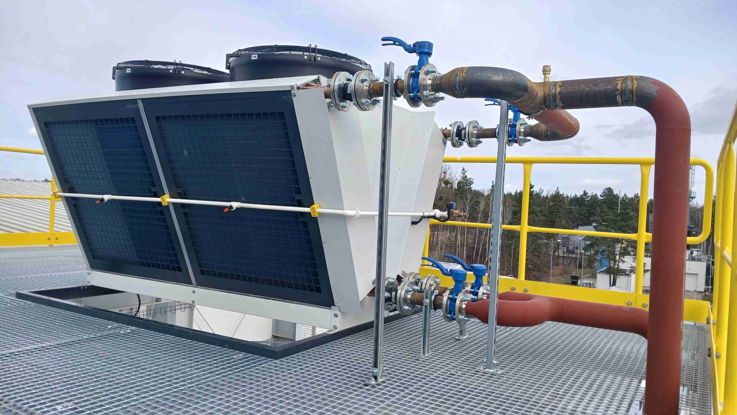Free cooling – kiedy naprawdę działa, a kiedy jest tylko marketingowym hasłem?